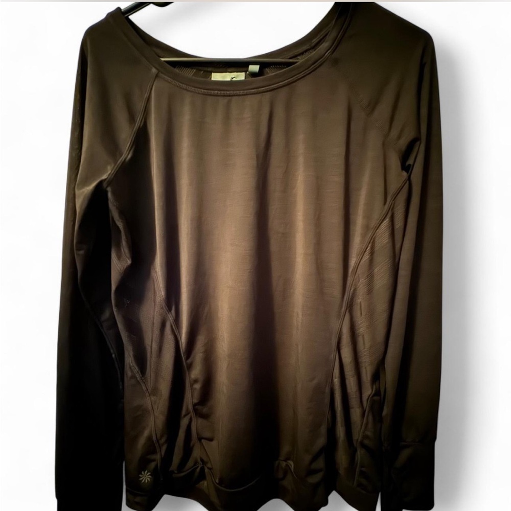 Athleta Black lightweight mesh design Top size small